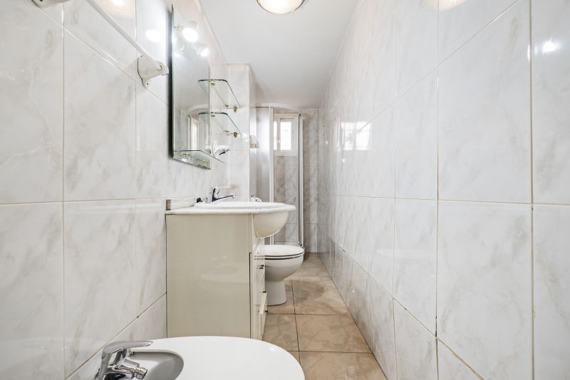 Bathroom Tile Installation Costs — Cost of Bathroom Tile Installation